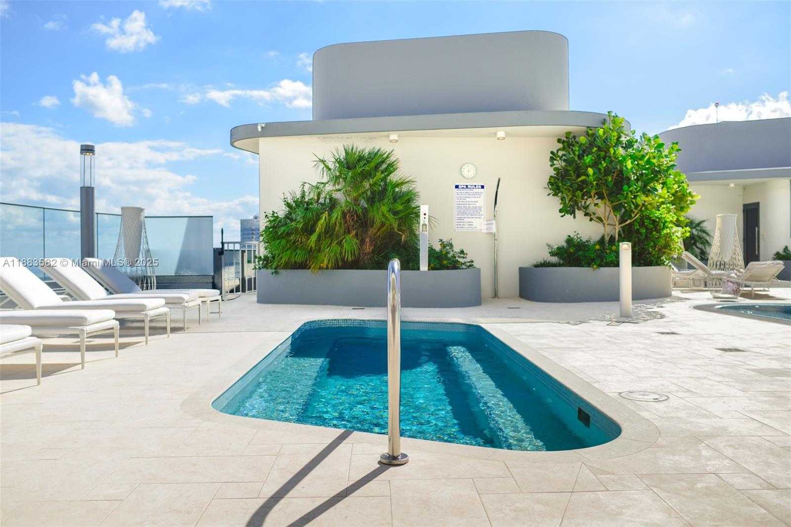 Small Image of 1000 BRICKELL PLZ #3507, Miami Number 34