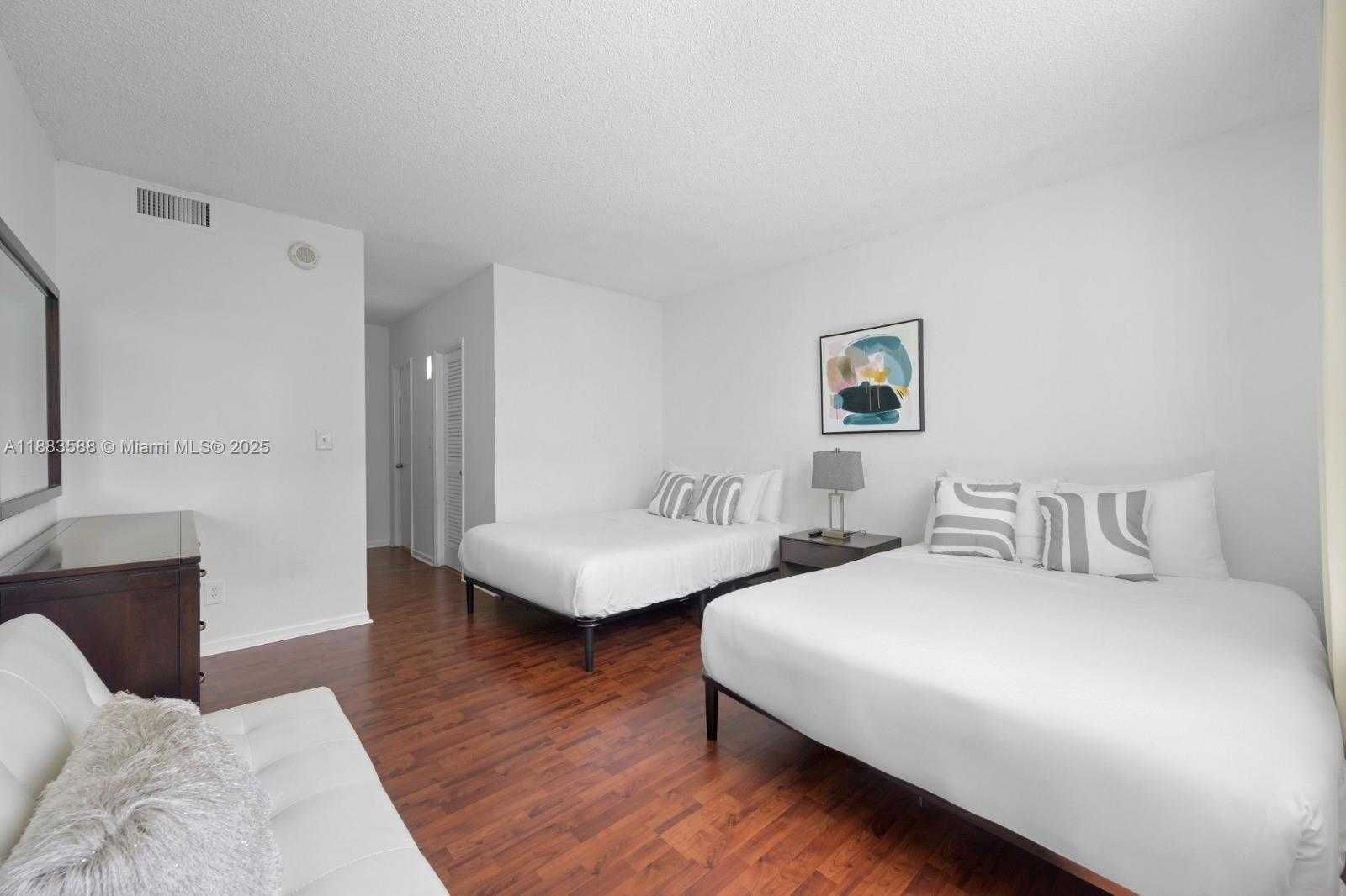 Small Image of 19380 COLLINS AVE #609, Sunny Isles Beach Number 11
