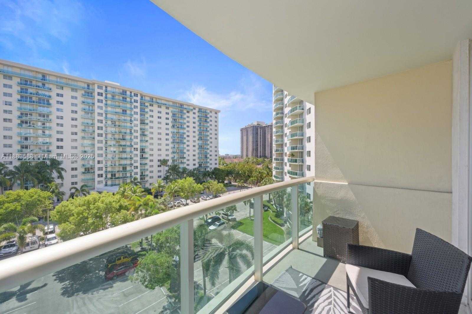 Small Image of 19380 COLLINS AVE #609, Sunny Isles Beach Number 2