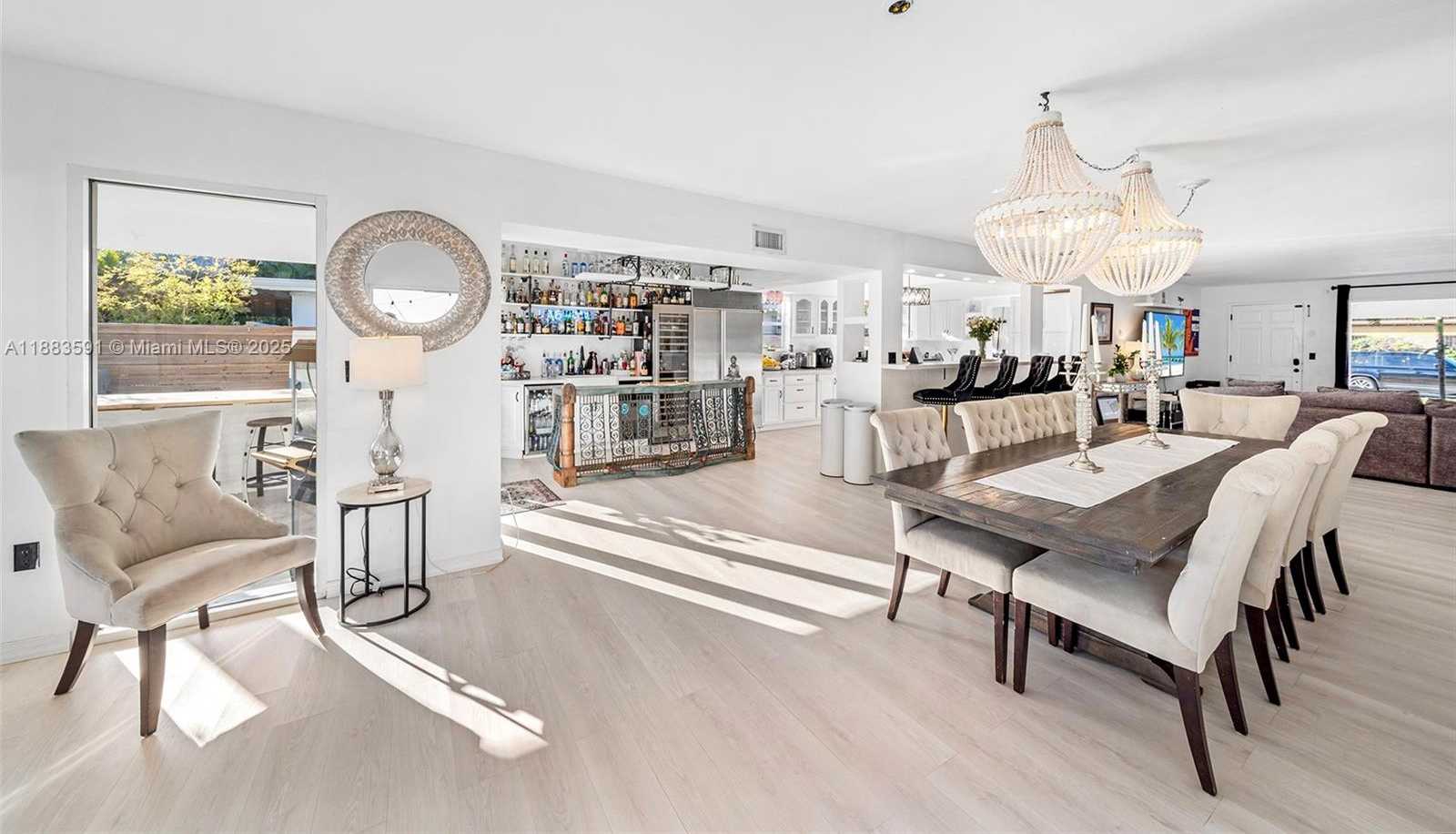 Small Image of 840 SOUTH SHORE DR, Miami Beach Number 8