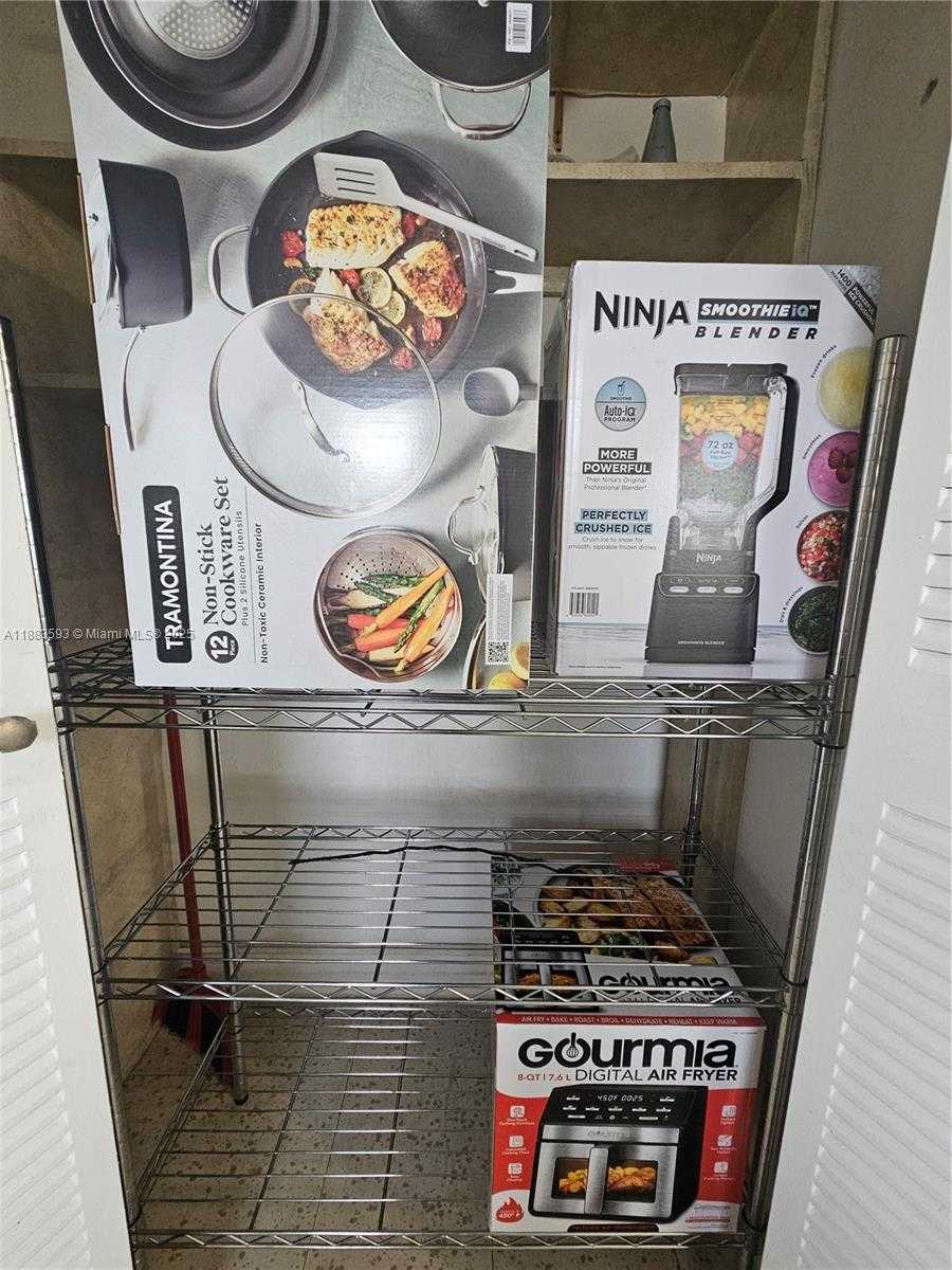 Small Image of 2840 TAYLOR ST #9, Hollywood Number 13