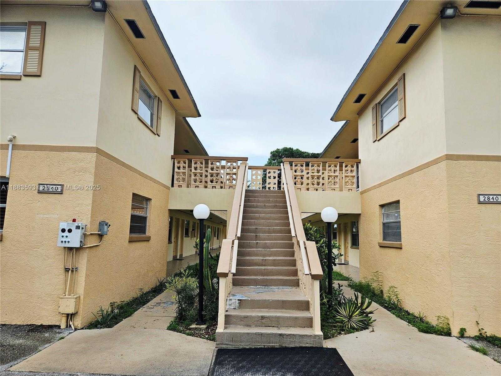 Small Image of 2840 TAYLOR ST #9, Hollywood Number 14