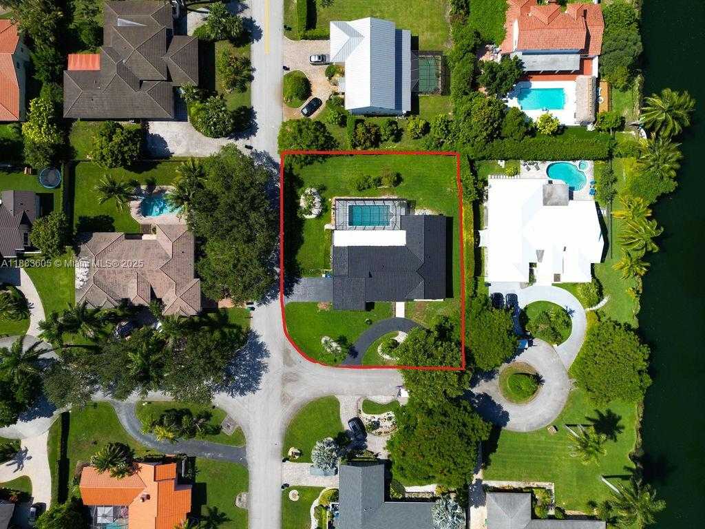 Small Image of 7761 SOUTH WEST 169TH ST, Palmetto Bay Number 21