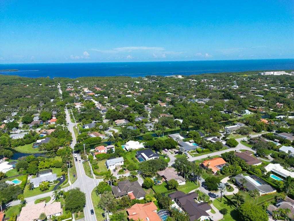 Small Image of 7761 SOUTH WEST 169TH ST, Palmetto Bay Number 22
