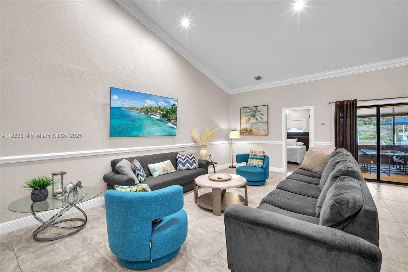 Small Image of 4732 SOUTH WEST 35TH AVE, Dania Beach Number 13