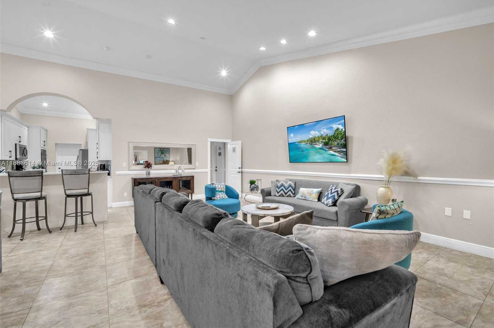 Small Image of 4732 SOUTH WEST 35TH AVE, Dania Beach Number 20