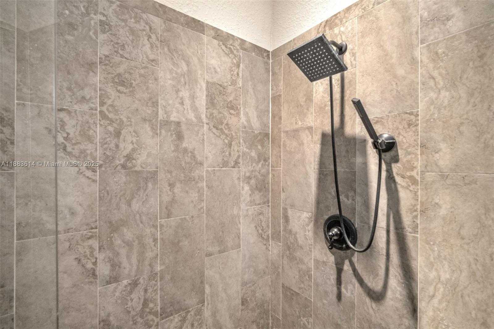 Small Image of 4732 SOUTH WEST 35TH AVE, Dania Beach Number 34