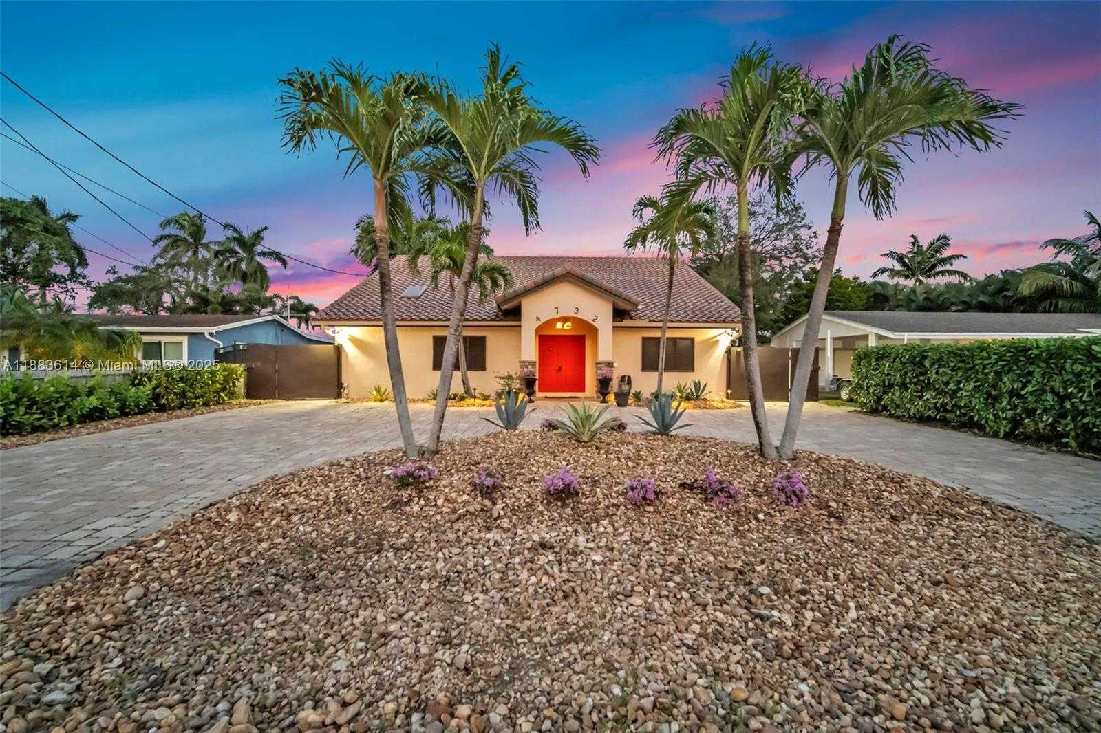 Small Image of 4732 SOUTH WEST 35TH AVE, Dania Beach Number 4