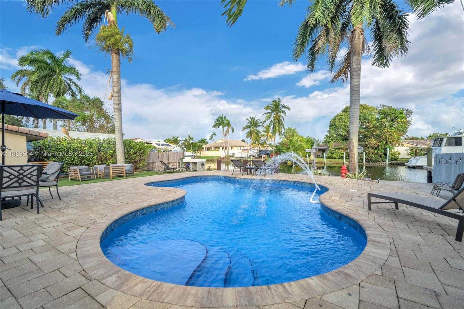 Small Image of 4732 SOUTH WEST 35TH AVE, Dania Beach Number 45