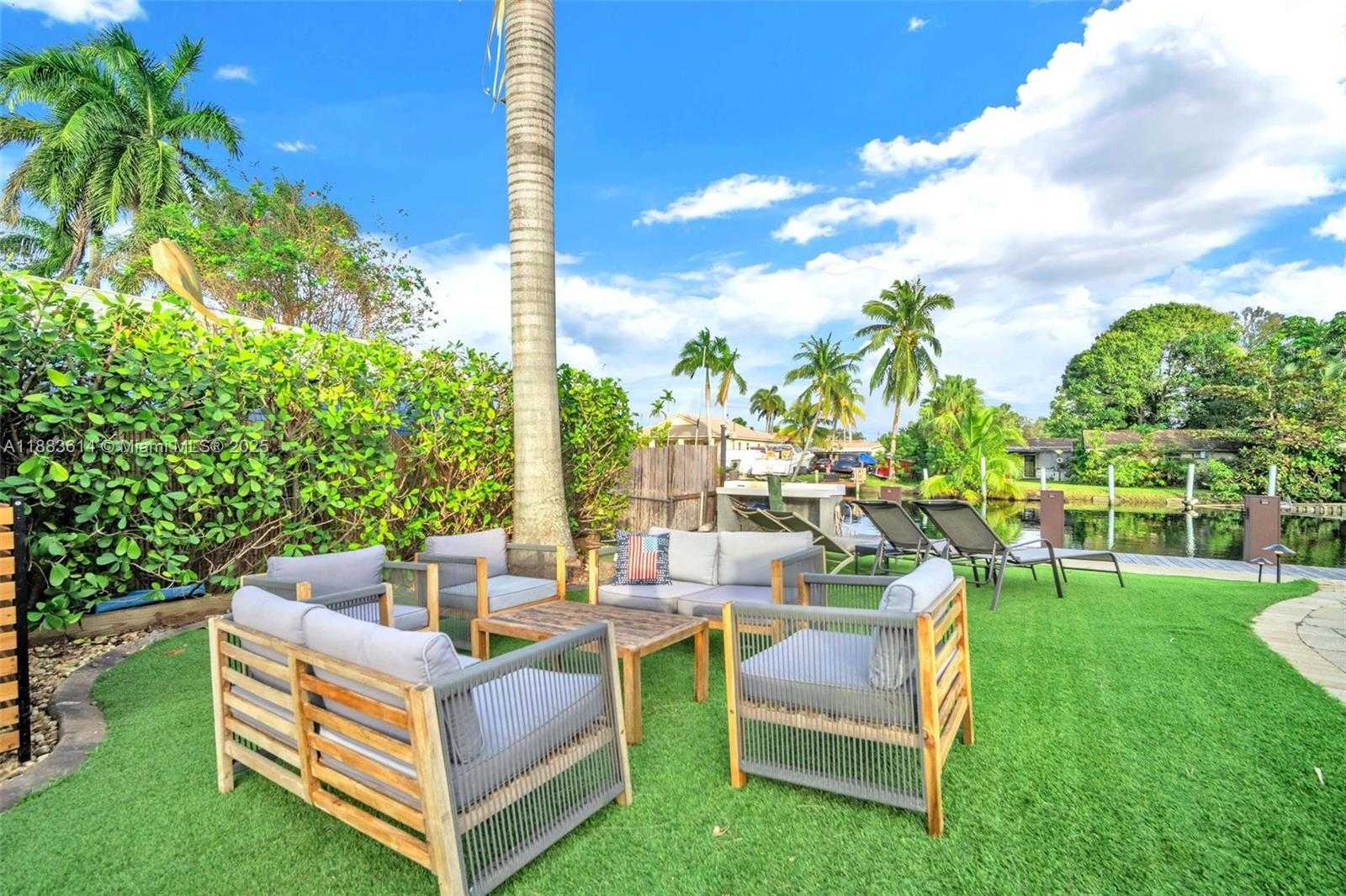 Small Image of 4732 SOUTH WEST 35TH AVE, Dania Beach Number 53