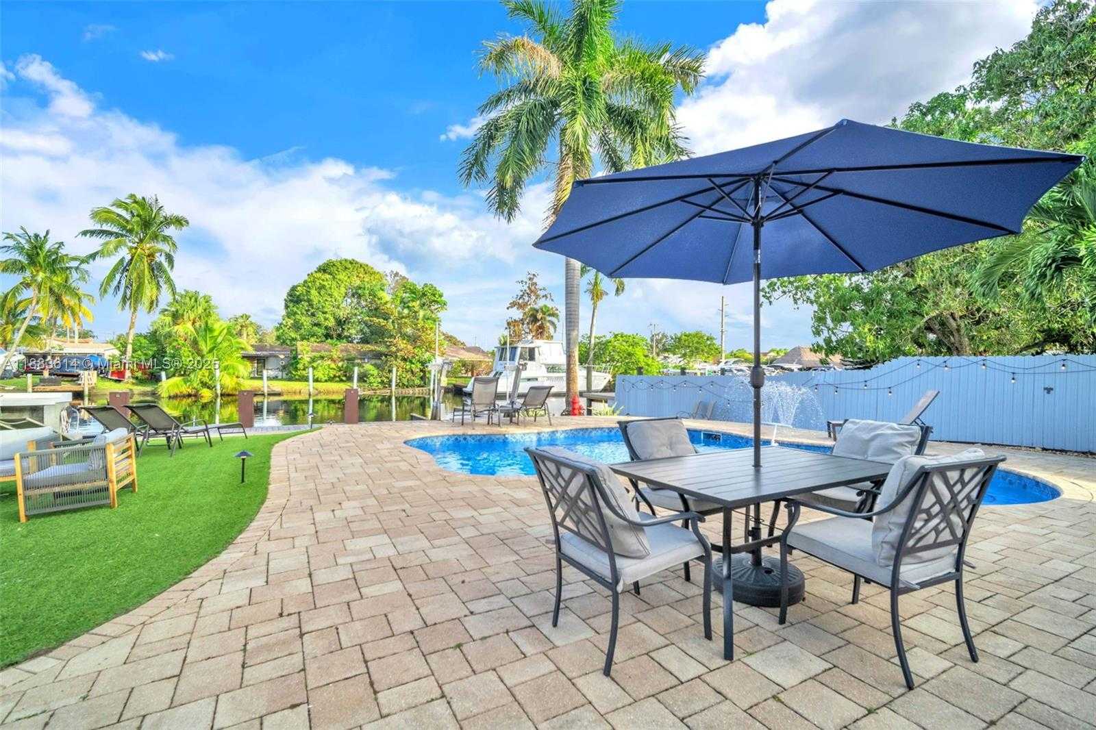 Small Image of 4732 SOUTH WEST 35TH AVE, Dania Beach Number 54