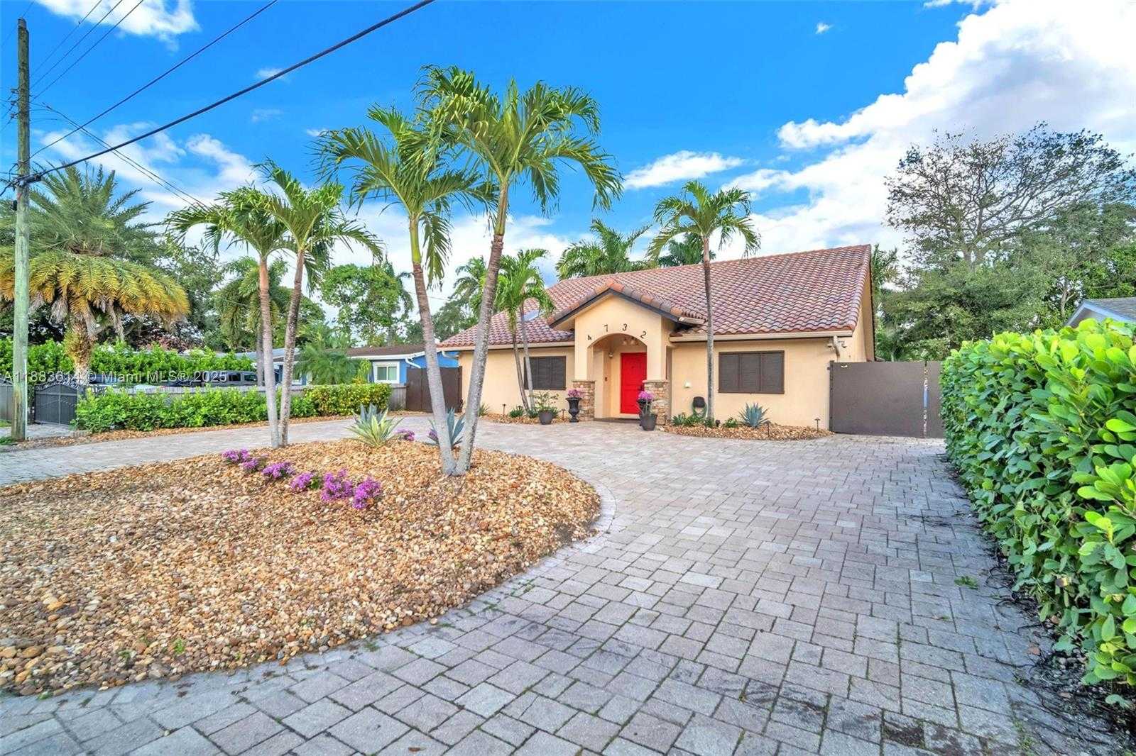 Small Image of 4732 SOUTH WEST 35TH AVE, Dania Beach Number 66