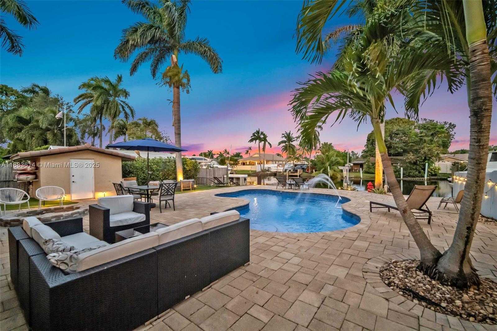 Small Image of 4732 SOUTH WEST 35TH AVE, Dania Beach Number 7