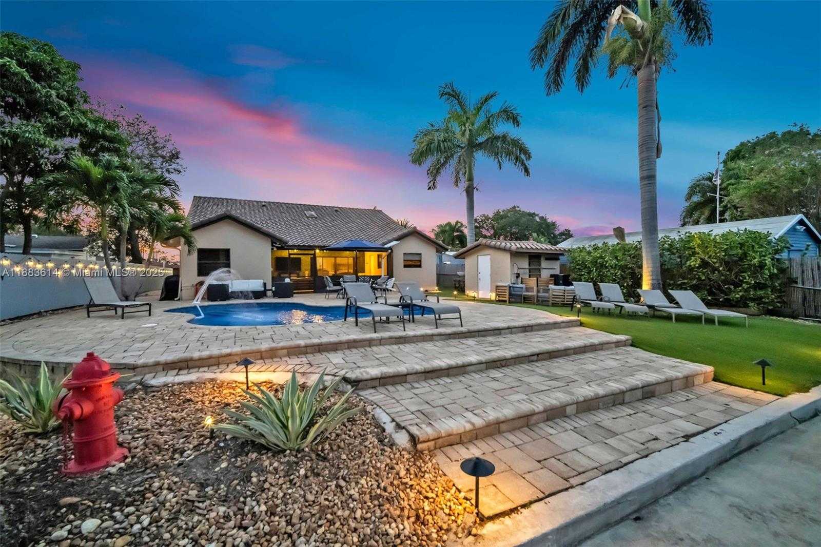 Small Image of 4732 SOUTH WEST 35TH AVE, Dania Beach Number 9