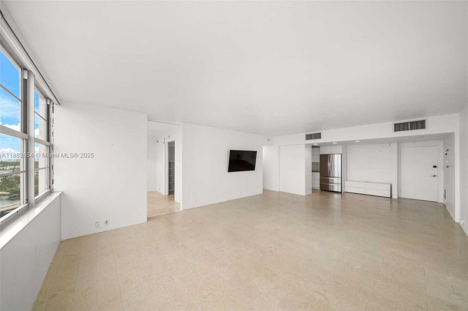 Small Image of 20 ISLAND AVE #1201, Miami Beach Number 5