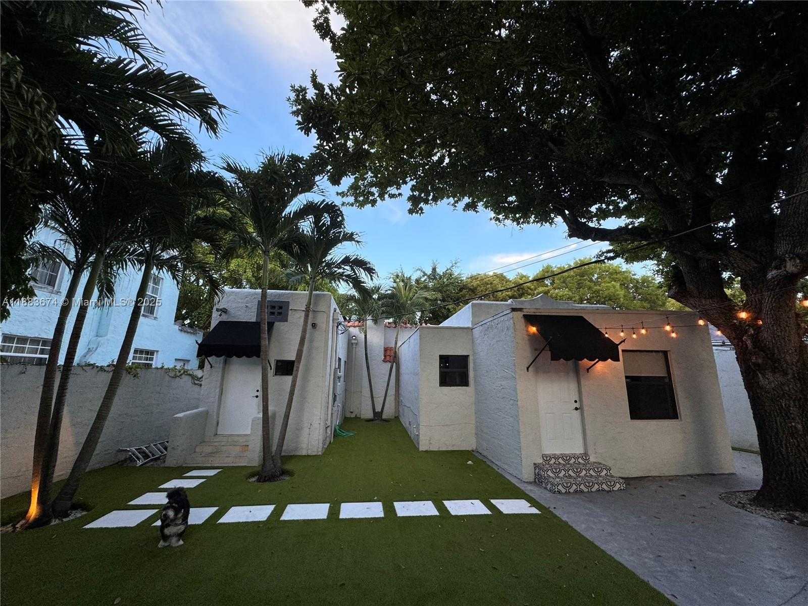 Small Image of 5938 NORTH EAST 5TH AVE, Miami Number 5