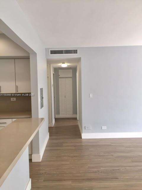 Small Image of 1408 BRICKELL BAY DR #307, Miami Number 10