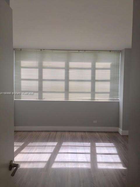 Small Image of 1408 BRICKELL BAY DR #307, Miami Number 11