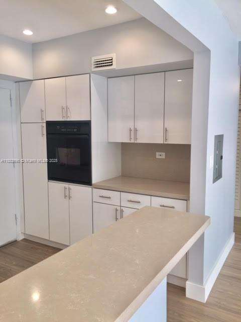 Small Image of 1408 BRICKELL BAY DR #307, Miami Number 9