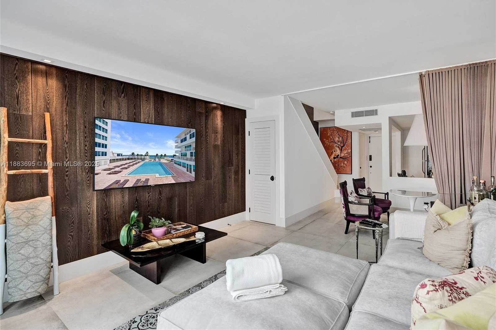 Small Image of 5401 COLLINS AVE #138, Miami Beach Number 11