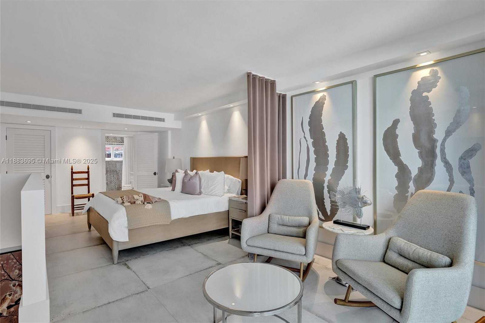 Small Image of 5401 COLLINS AVE #138, Miami Beach Number 14