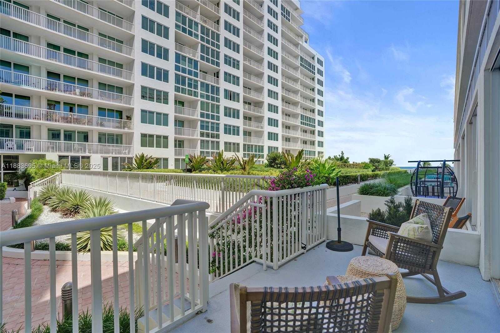 Small Image of 5401 COLLINS AVE #138, Miami Beach Number 27