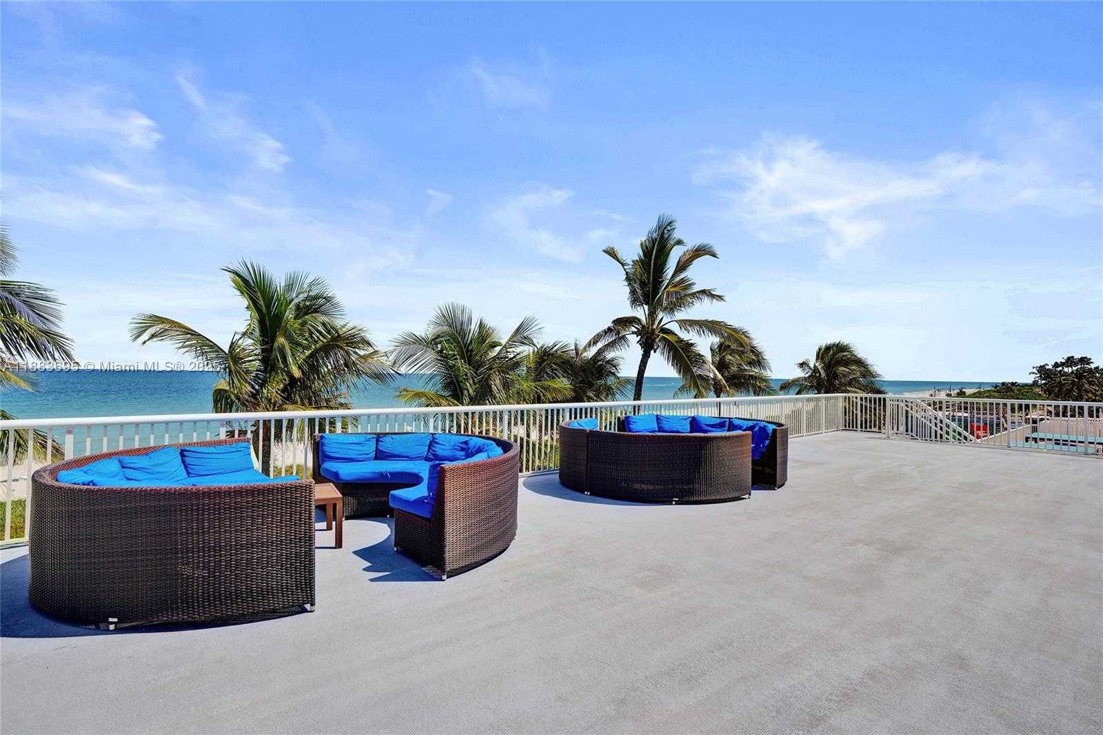 Small Image of 5401 COLLINS AVE #138, Miami Beach Number 39