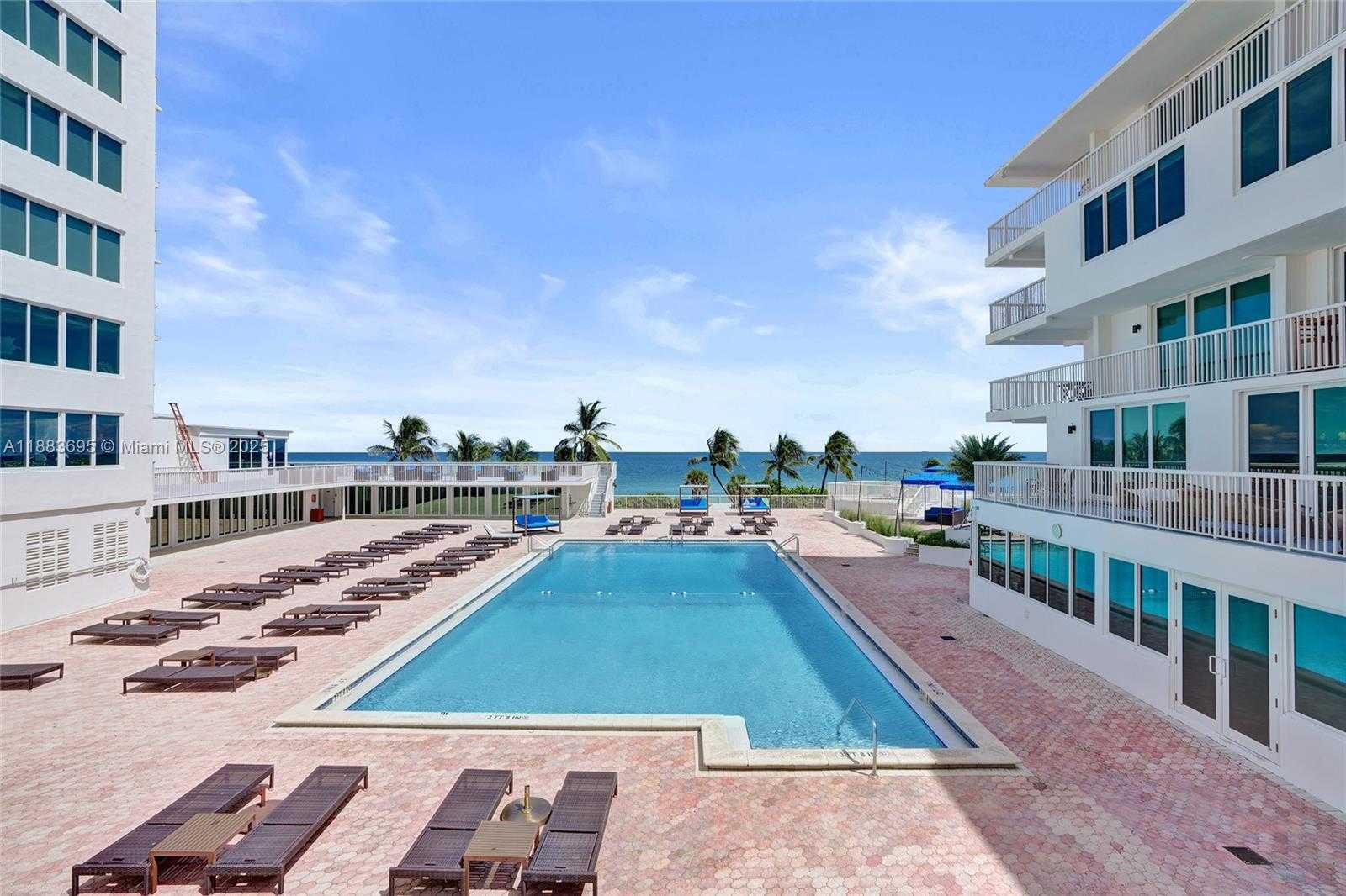 Small Image of 5401 COLLINS AVE #138, Miami Beach Number 43