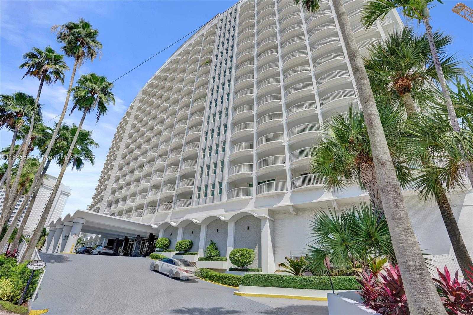 Small Image of 5401 COLLINS AVE #138, Miami Beach Number 48