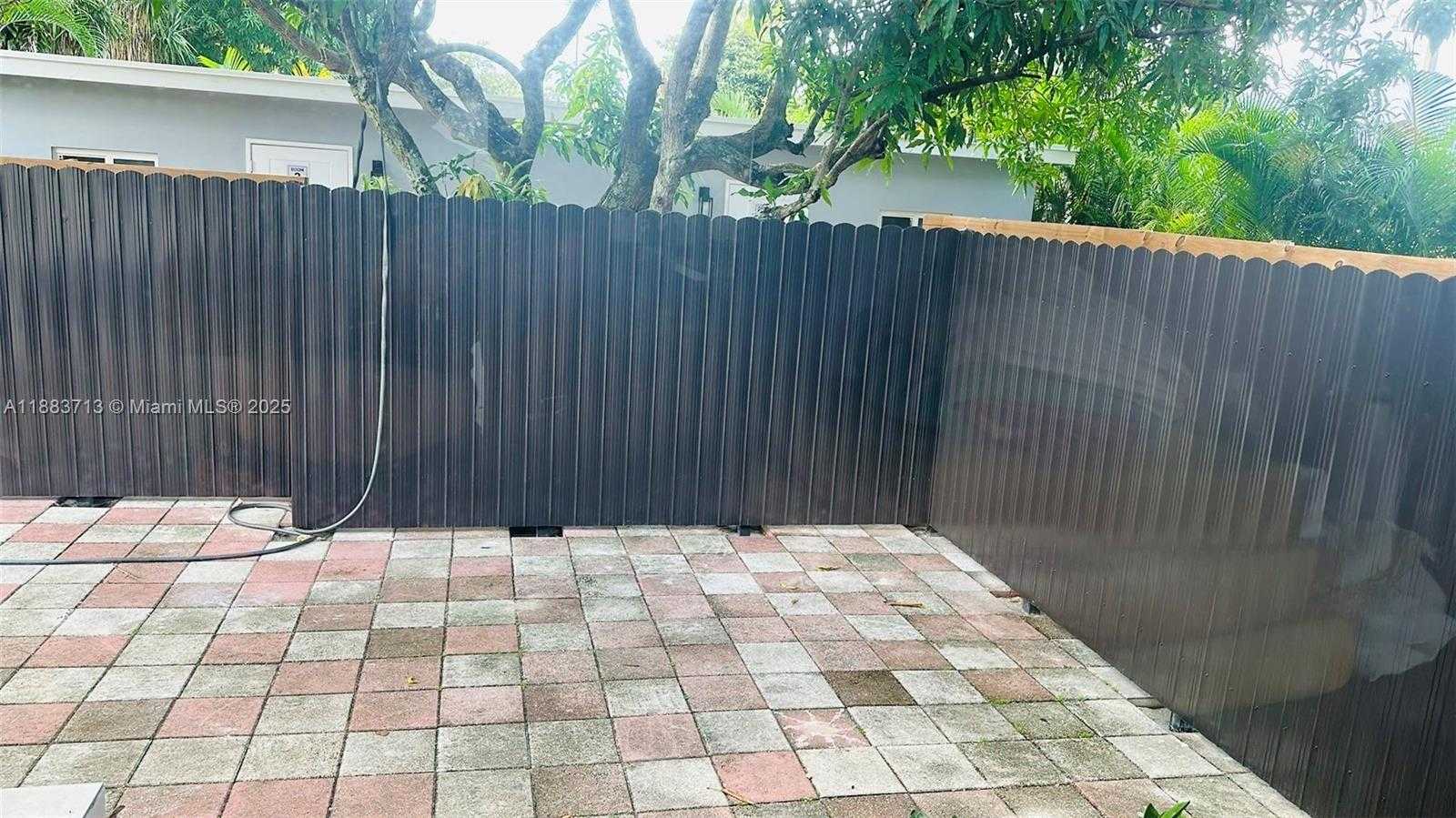 Small Image of 4618 SOUTH WEST 2ND ST, Miami Number 11