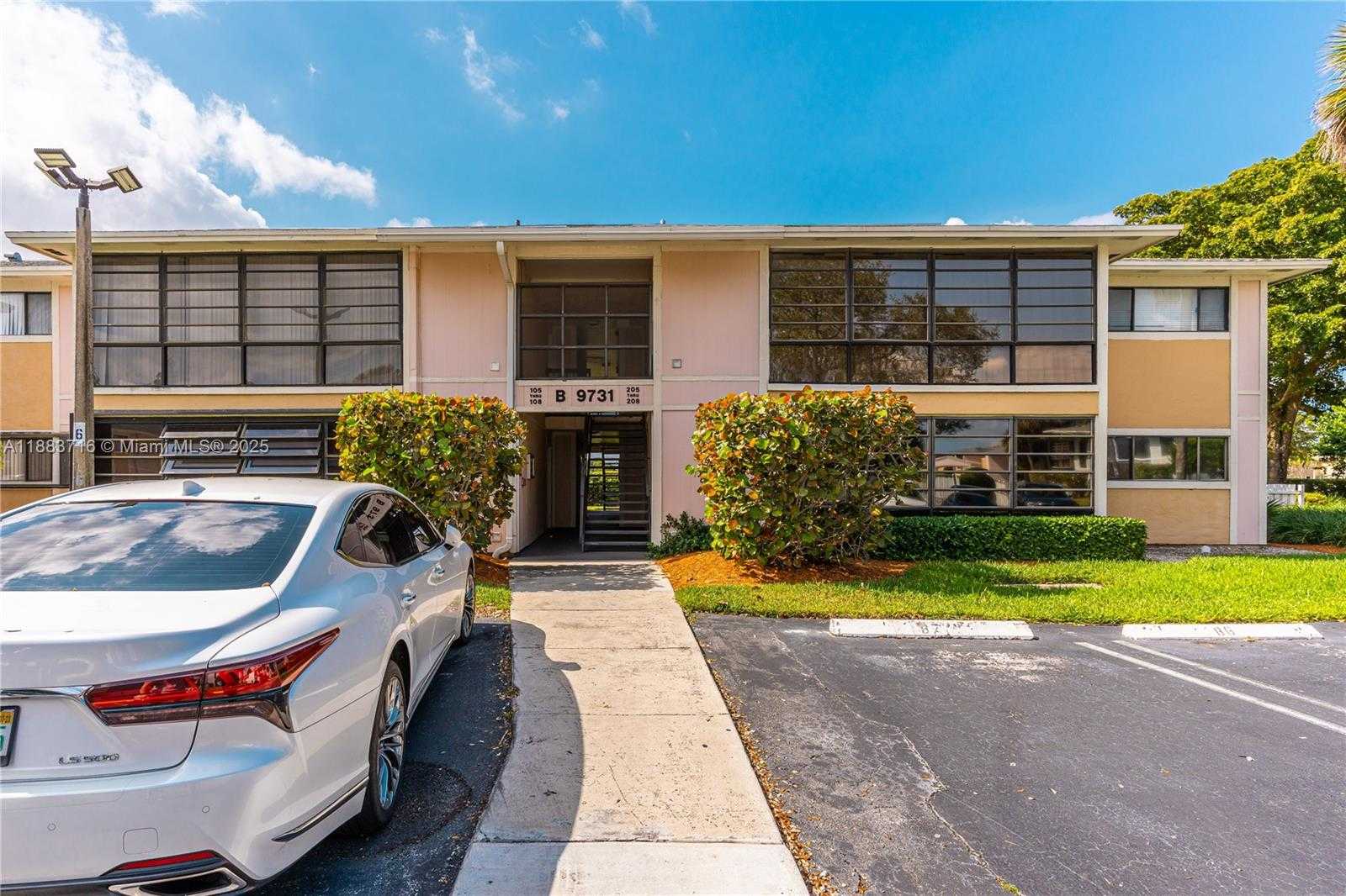 Small Image of 9731 HAMMOCKS BLVD #206B, Miami Number 25