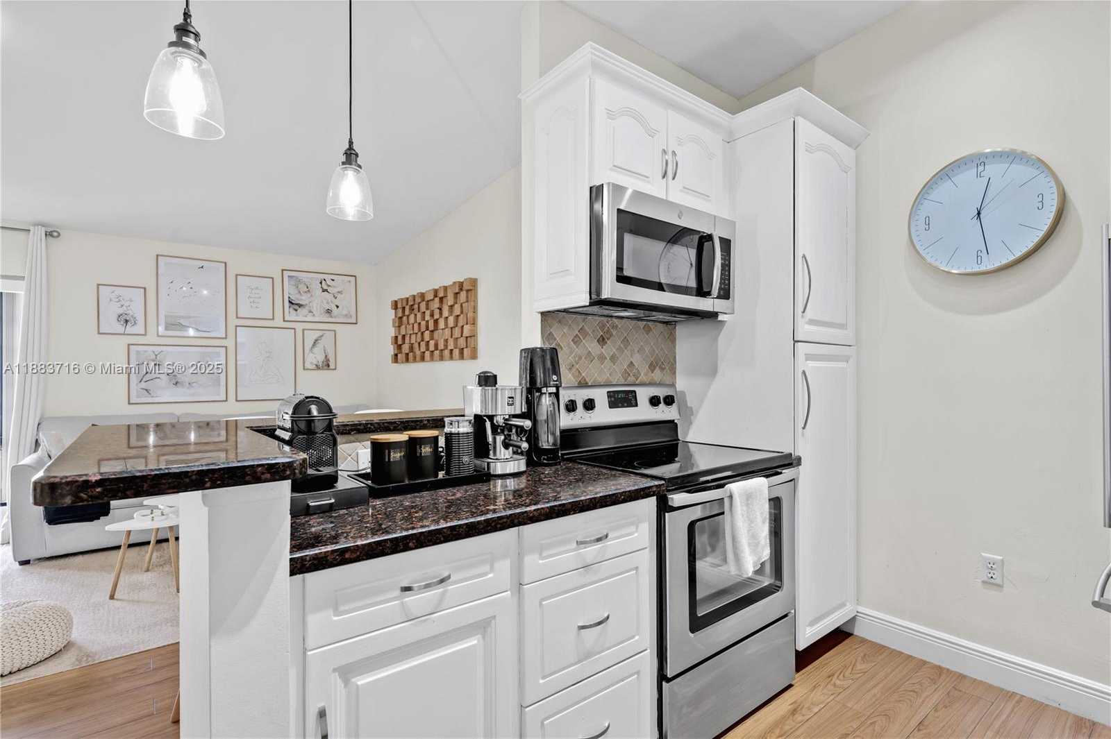 Small Image of 9731 HAMMOCKS BLVD #206B, Miami Number 7