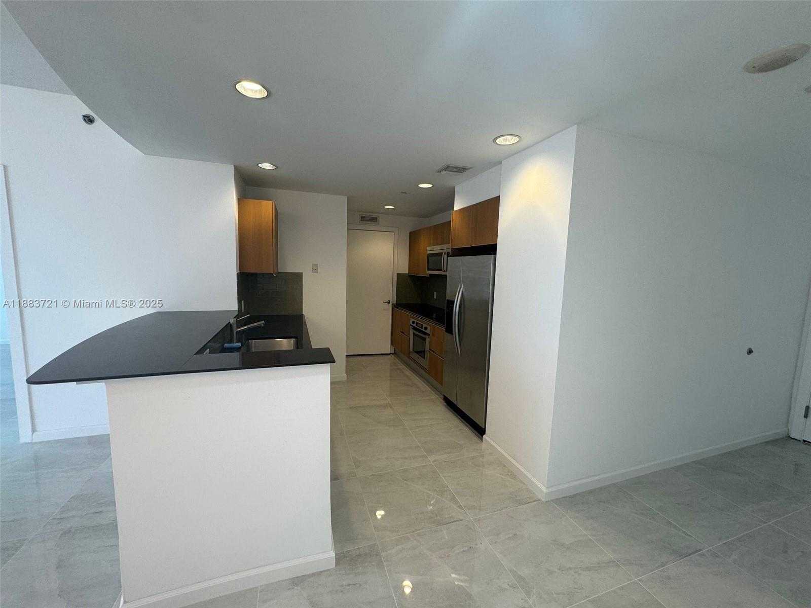 Small Image of 1060 BRICKELL AVE #3005, Miami Number 3