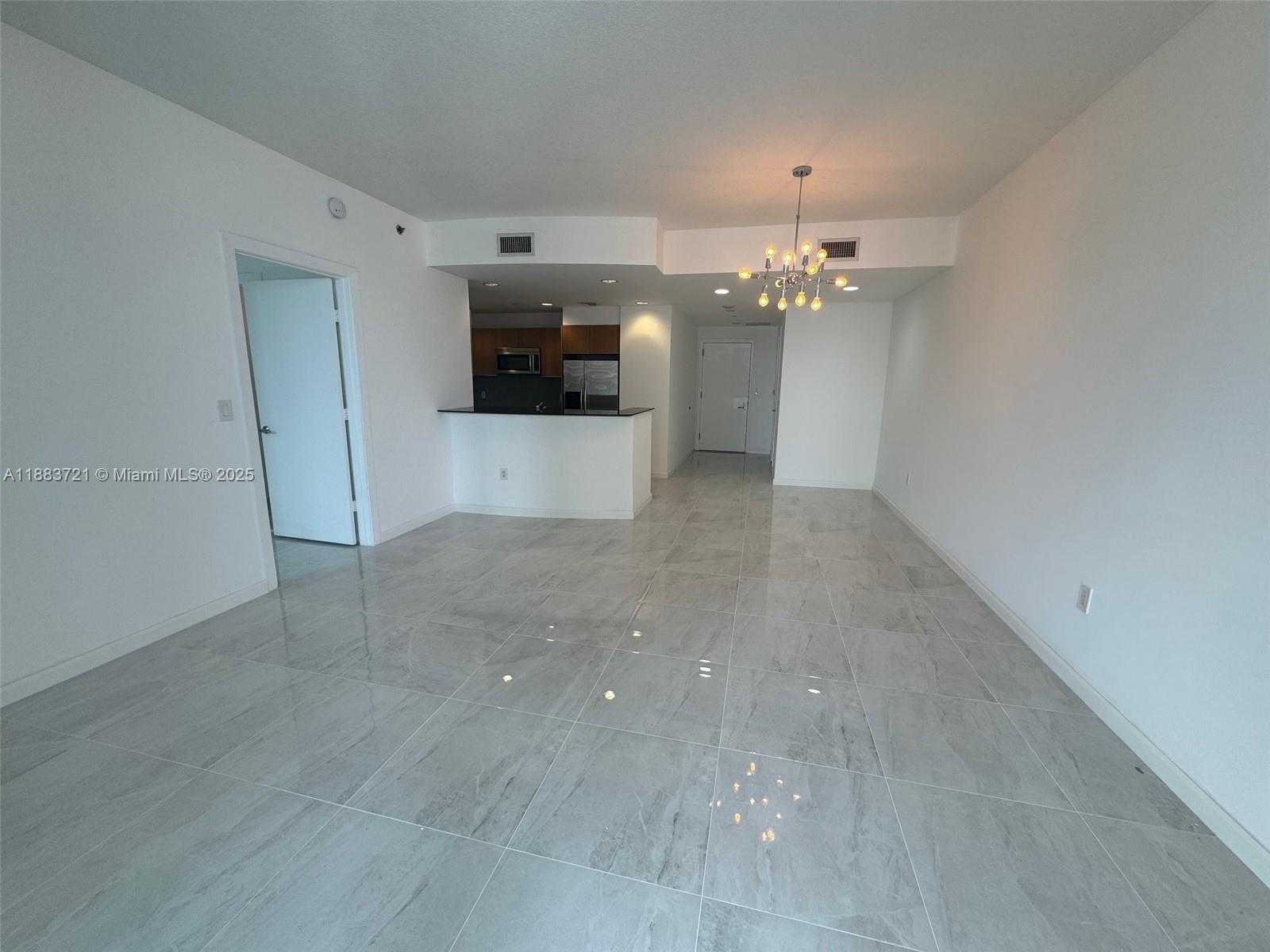 Small Image of 1060 BRICKELL AVE #3005, Miami Number 5