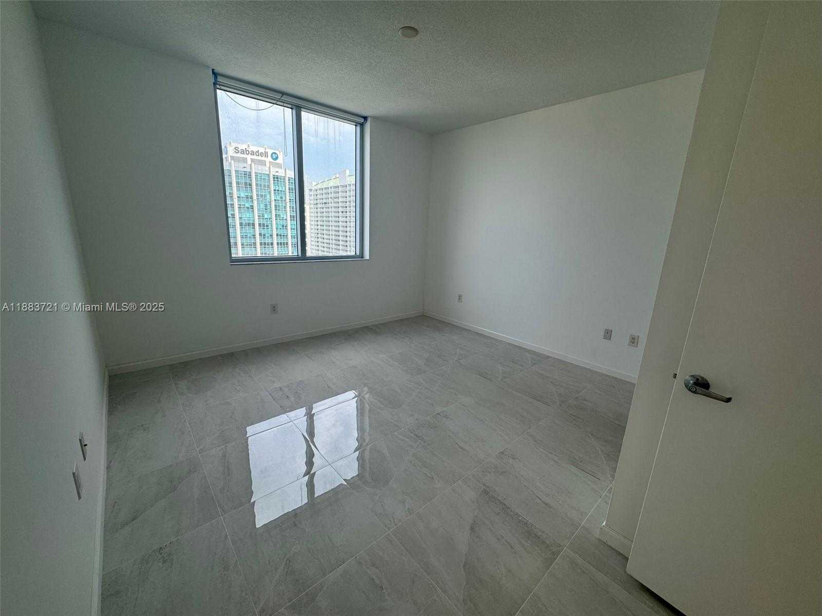 Small Image of 1060 BRICKELL AVE #3005, Miami Number 6