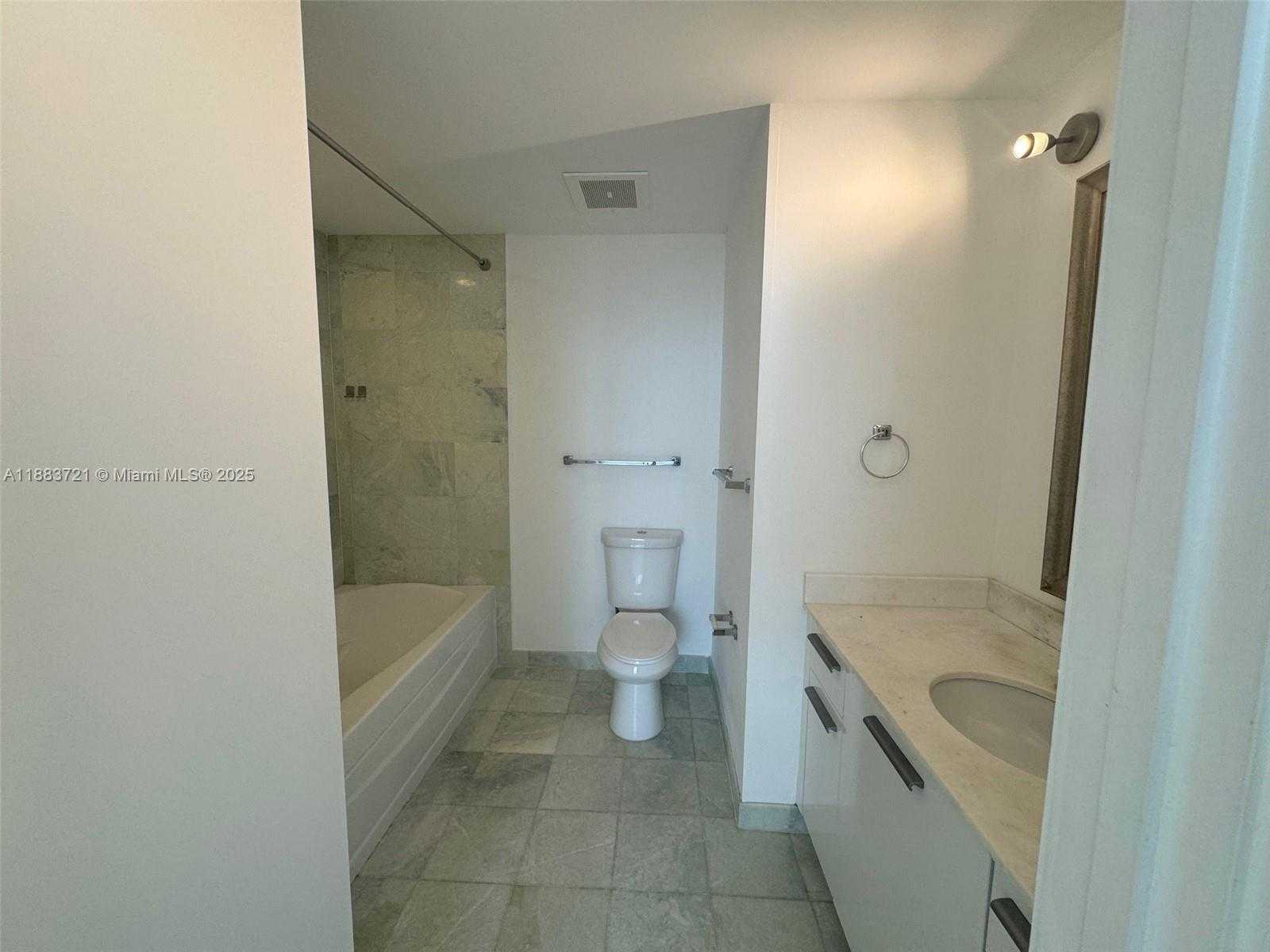 Small Image of 1060 BRICKELL AVE #3005, Miami Number 7