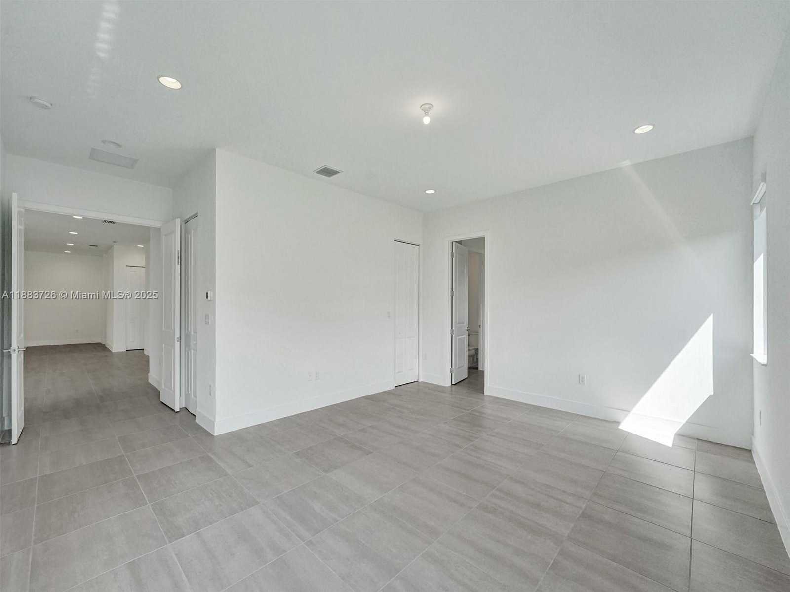 Small Image of 5736 SOUTH WEST 104TH TER, Cooper City Number 34