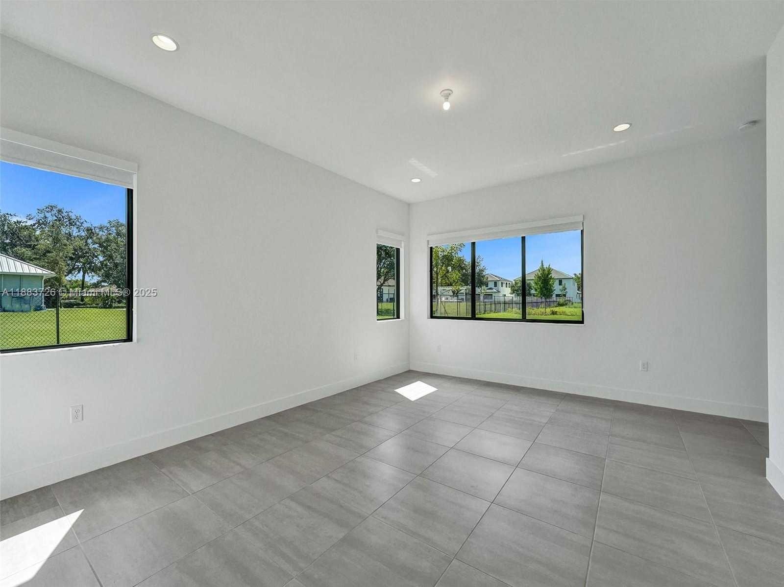 Small Image of 5736 SOUTH WEST 104TH TER, Cooper City Number 35