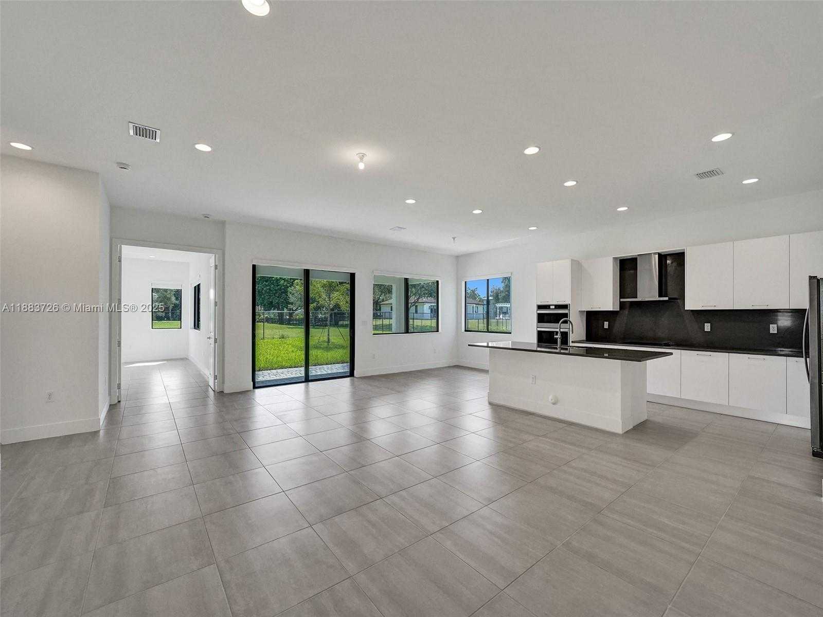 Small Image of 5736 SOUTH WEST 104TH TER, Cooper City Number 4