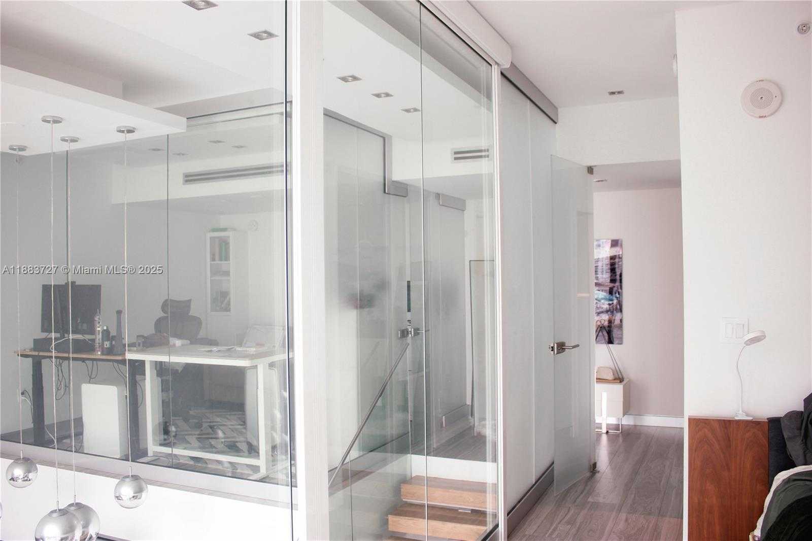 Small Image of 350 SOUTH MIAMI AVE #706, Miami Number 16