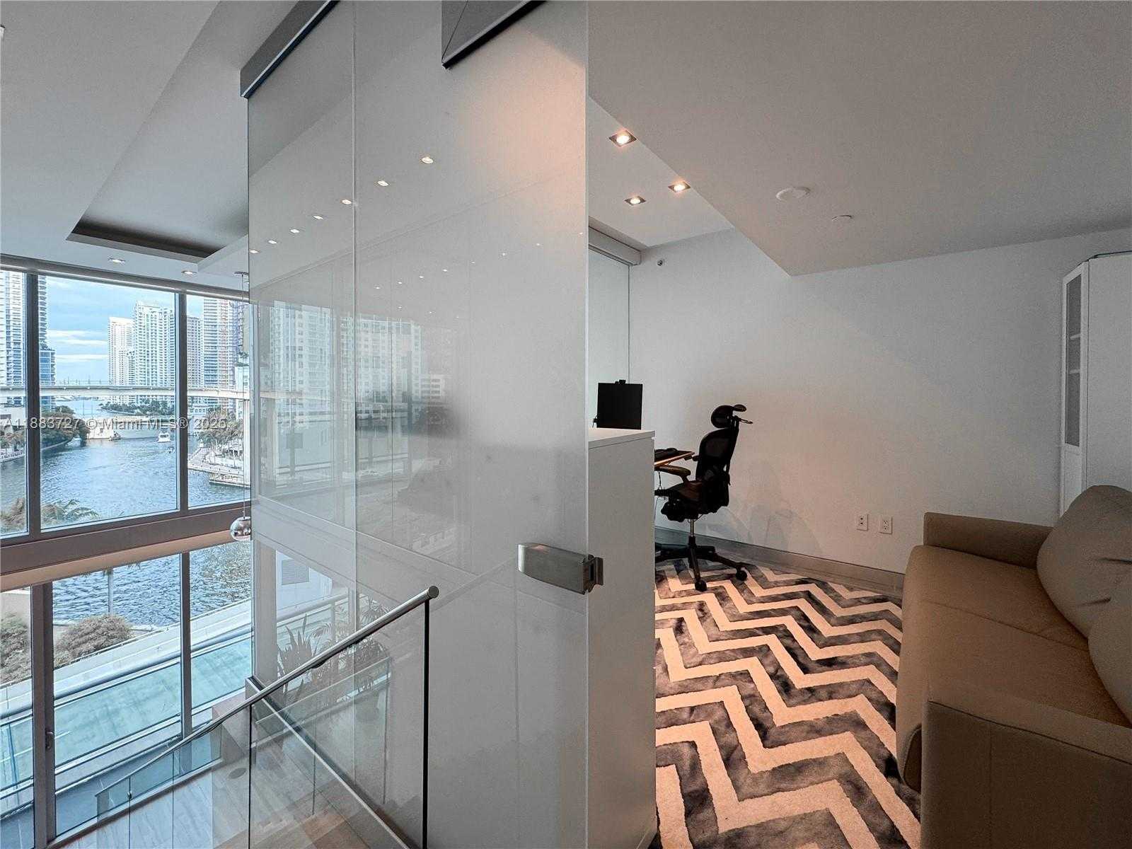 Small Image of 350 SOUTH MIAMI AVE #706, Miami Number 17