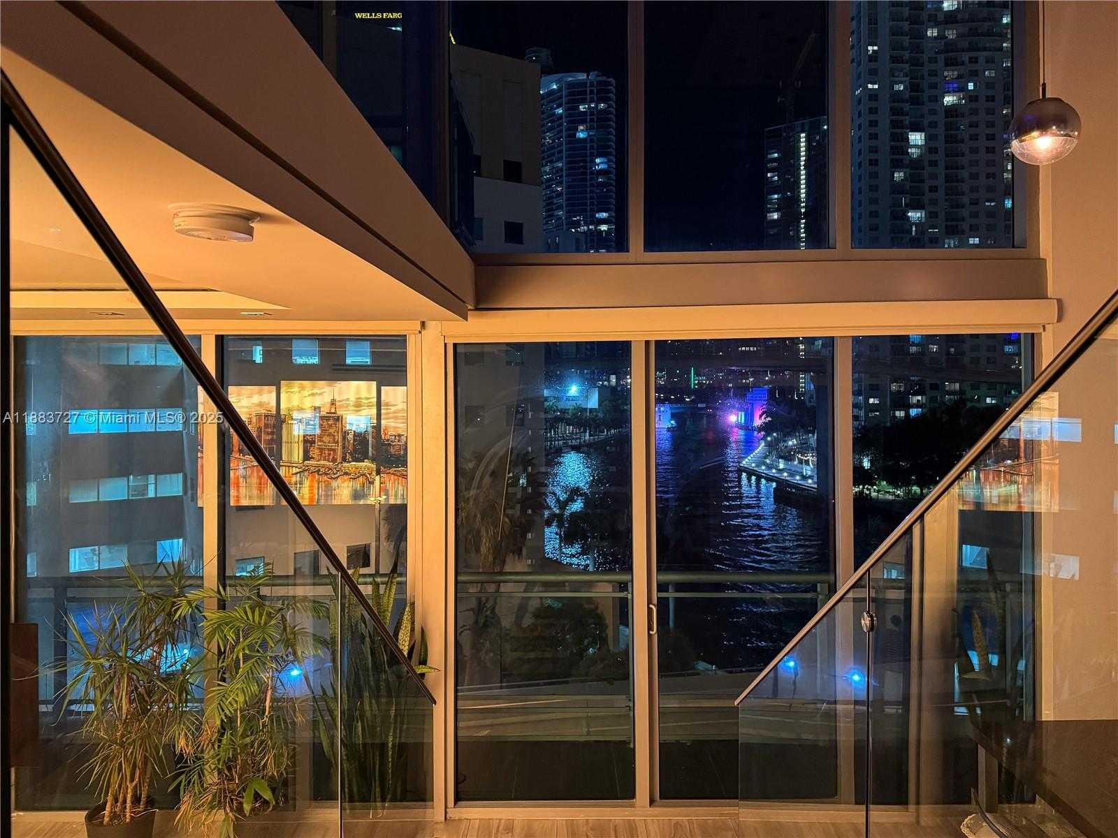 Small Image of 350 SOUTH MIAMI AVE #706, Miami Number 28