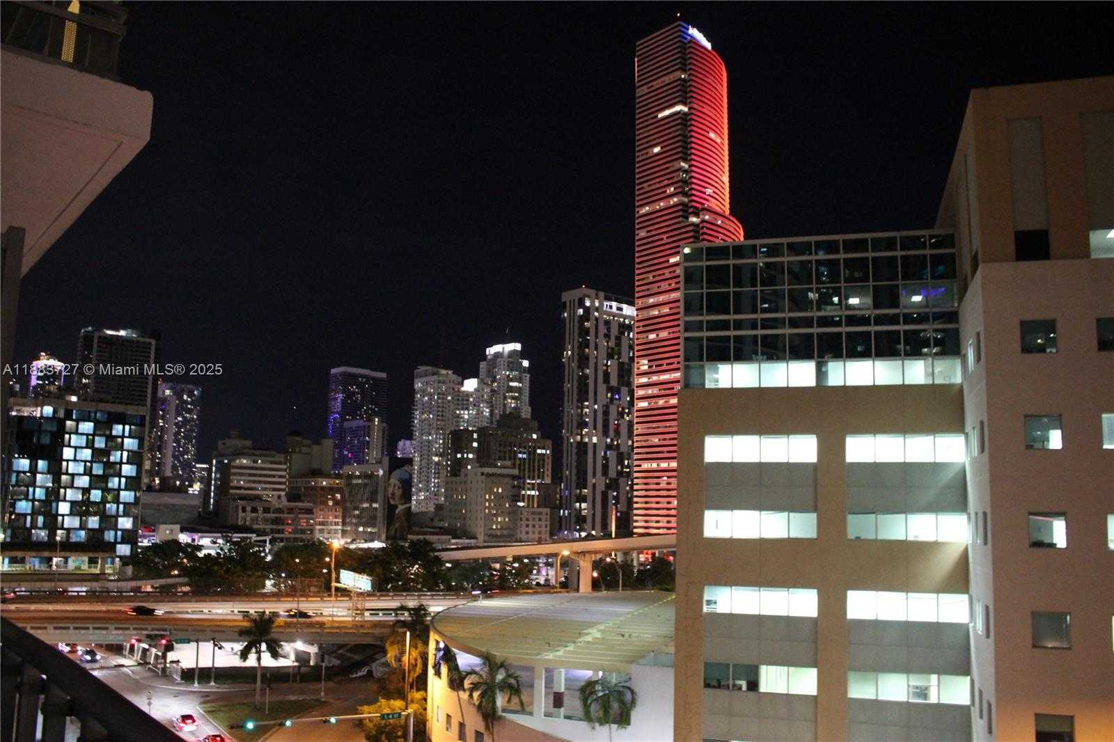 Small Image of 350 SOUTH MIAMI AVE #706, Miami Number 29