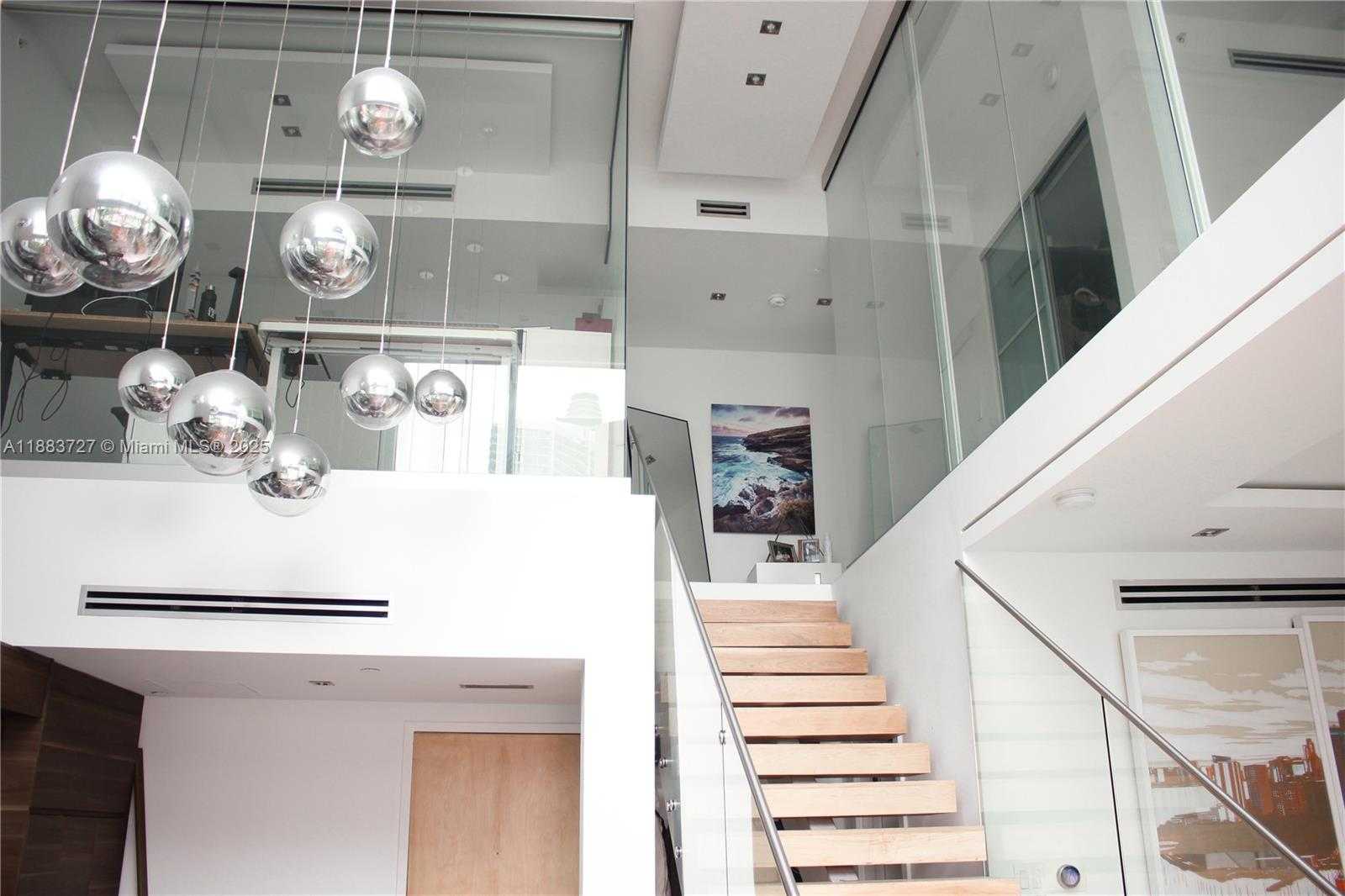 Small Image of 350 SOUTH MIAMI AVE #706, Miami Number 3