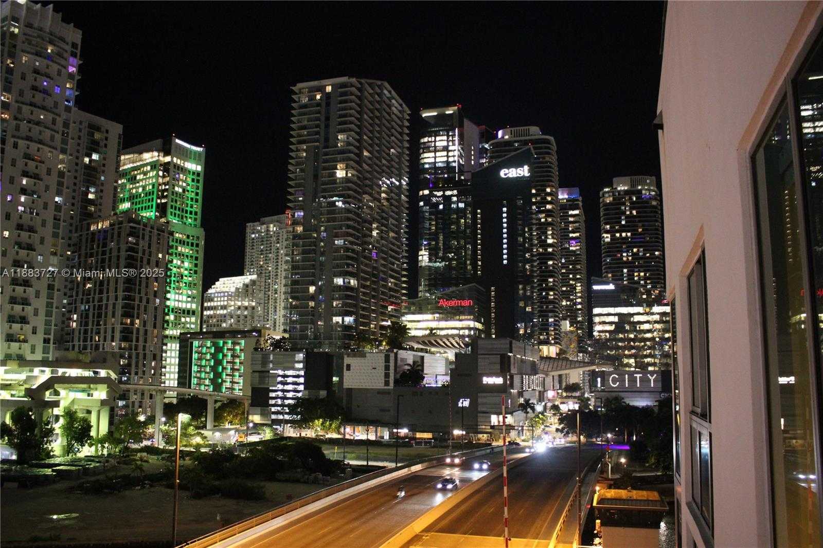 Small Image of 350 SOUTH MIAMI AVE #706, Miami Number 30