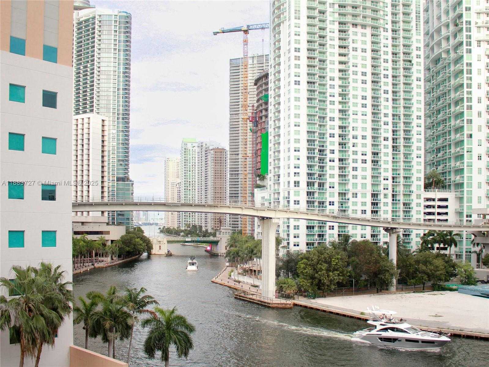Small Image of 350 SOUTH MIAMI AVE #706, Miami Number 31
