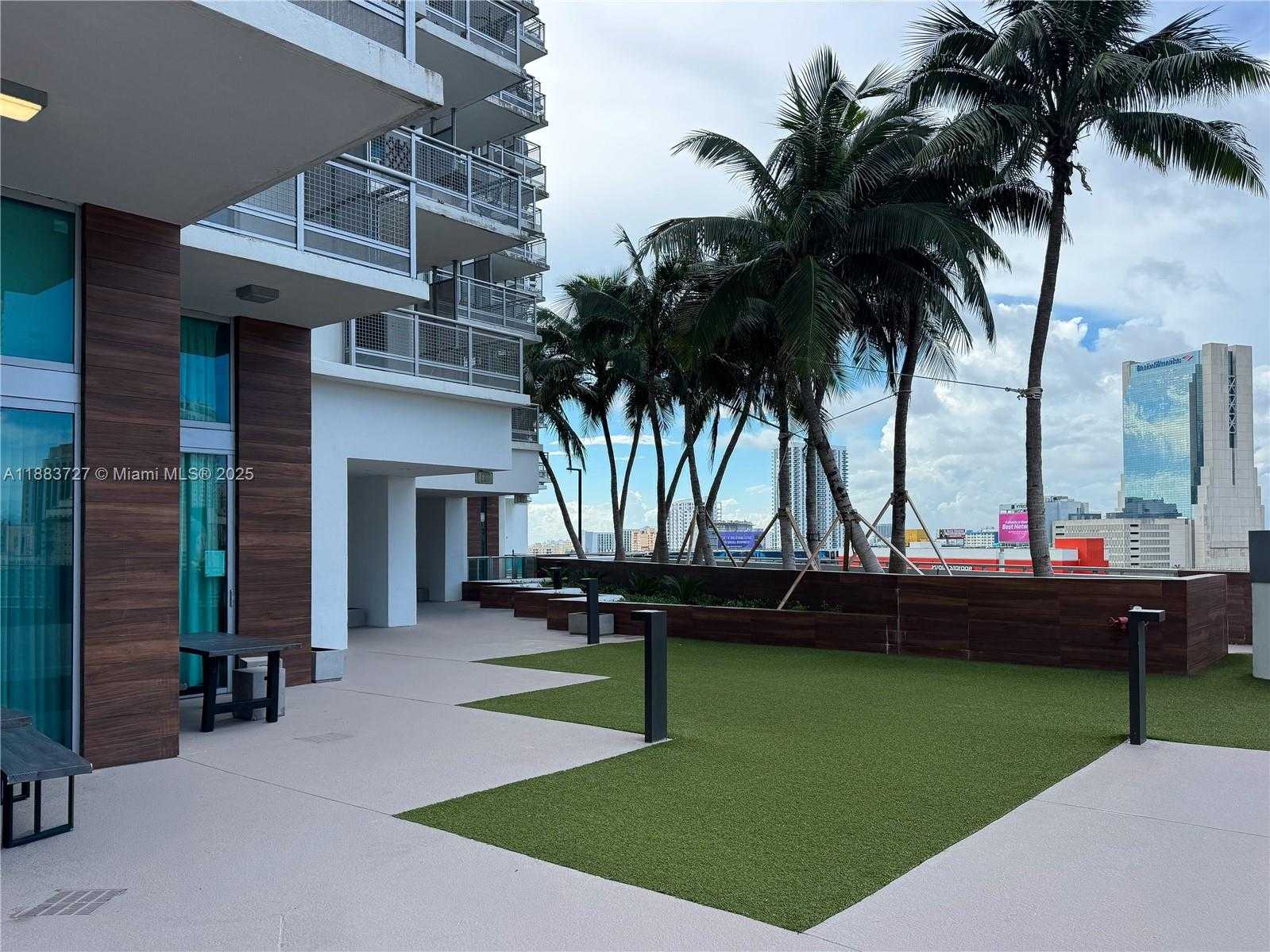 Small Image of 350 SOUTH MIAMI AVE #706, Miami Number 51