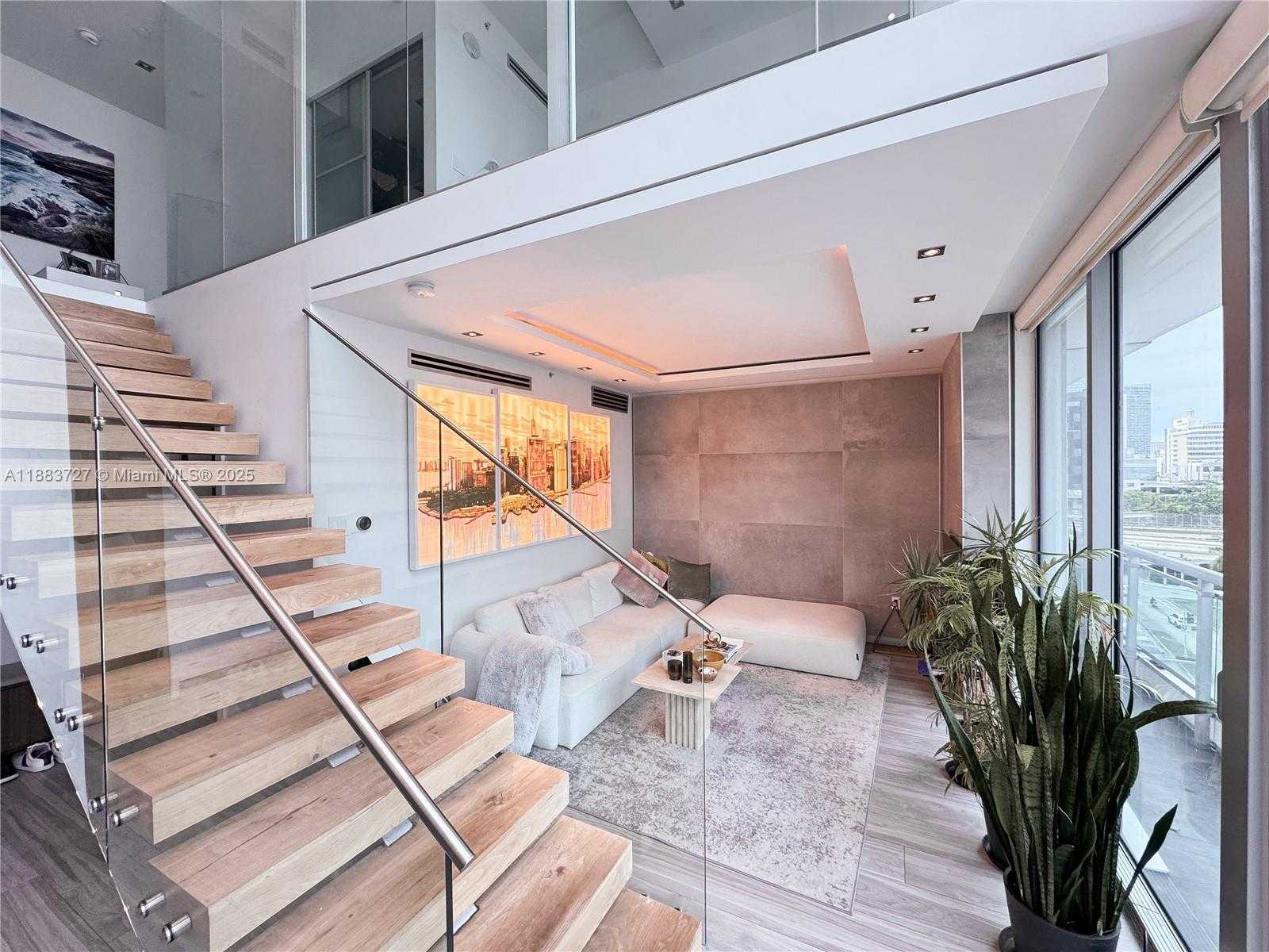 Small Image of 350 SOUTH MIAMI AVE #706, Miami Number 7