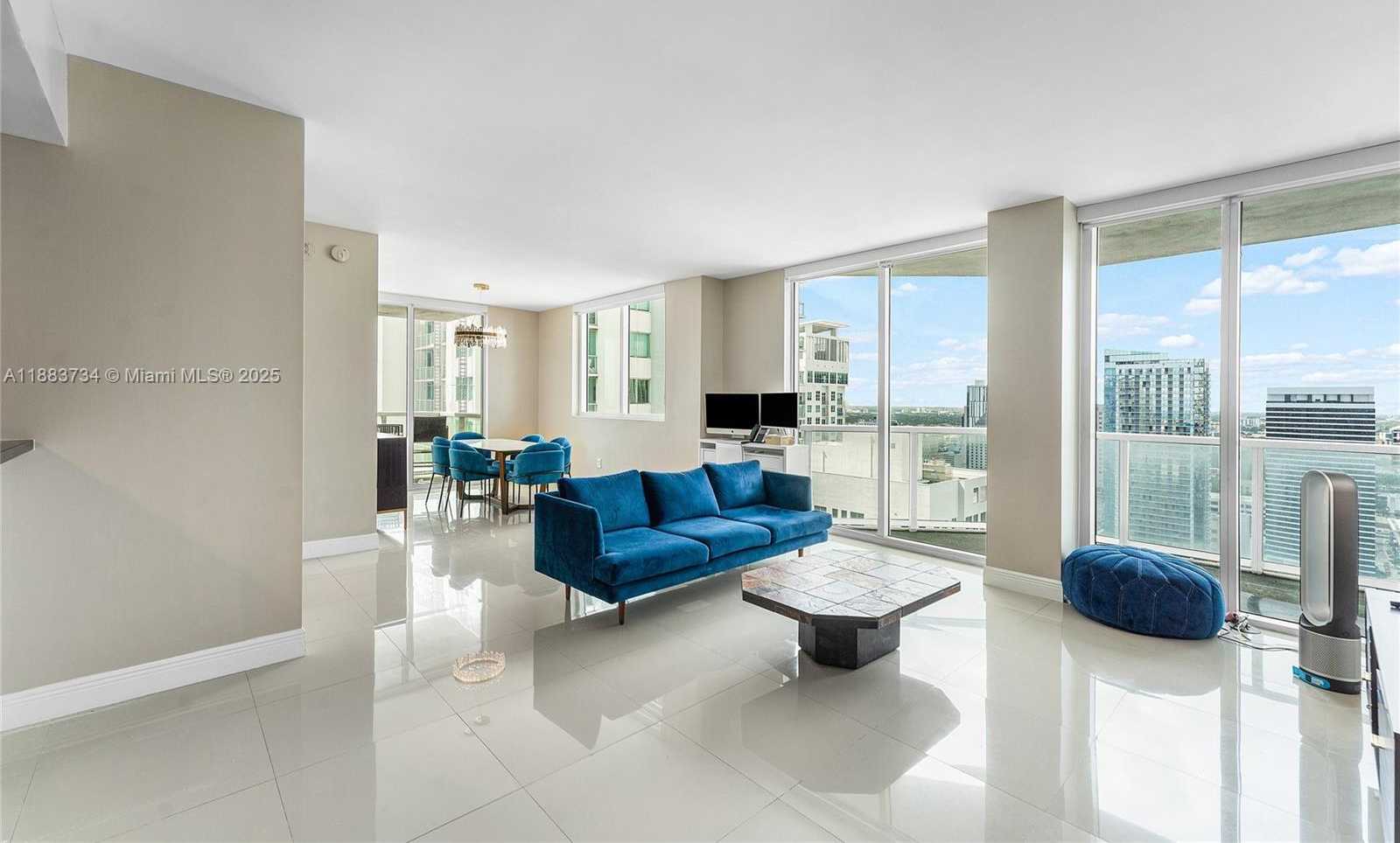 Small Image of 244 BISCAYNE BLVD #3609, Miami Number 10