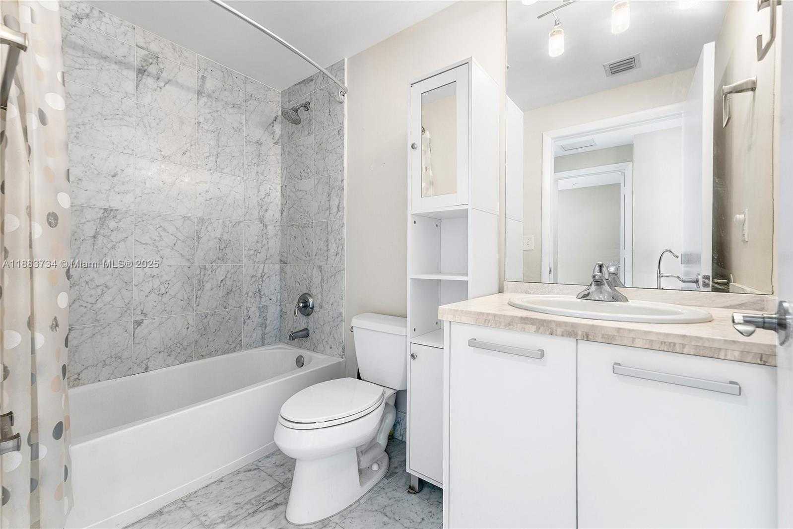 Small Image of 244 BISCAYNE BLVD #3609, Miami Number 16